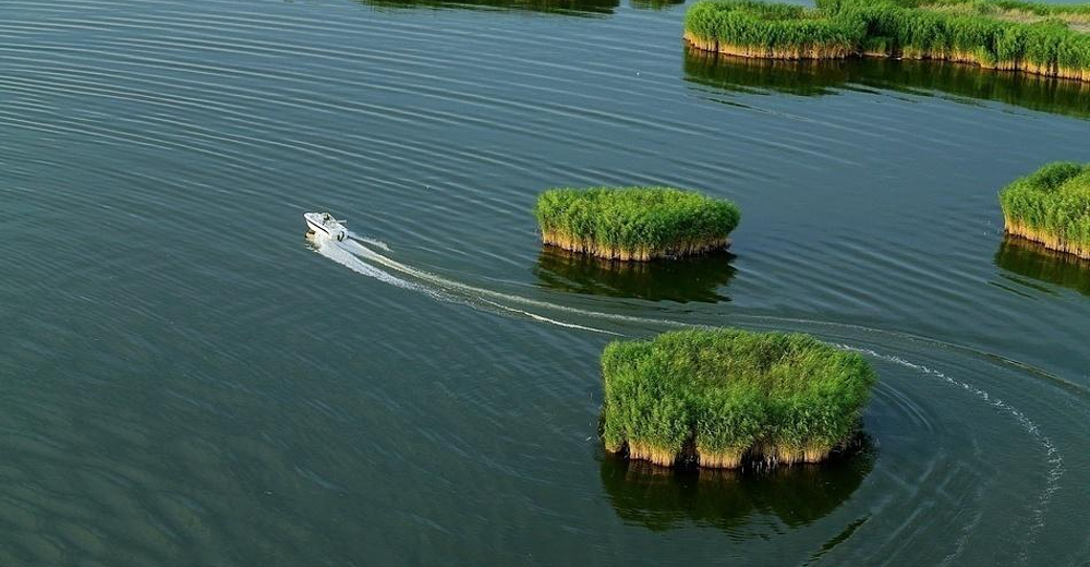 库尔勒博斯腾湖 莲花湖 阿洪口一日游【上门接送 纯玩0购物】