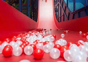 沈阳铁西小米粒迷宫主题滑梯儿童探险乐园