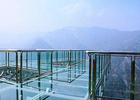 红河谷森林公园