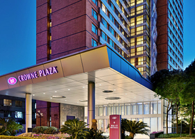 上海复旦皇冠假日酒店