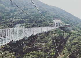 凤凰谷玻璃吊桥