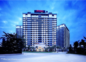 三亚湾希尔顿欢朋酒店