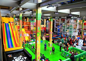 卓尔乐新维度娱乐运动空间