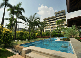 保利皇冠假日酒店温泉