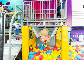 口袋屋蹦床公园