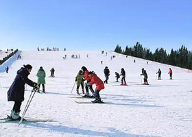 中庄水库七星雪滑雪场