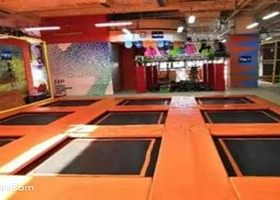 爱尔城蹦床运动工场