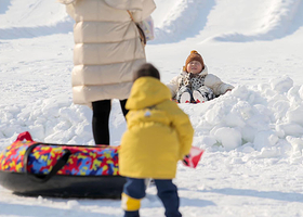 天津民园冰雪嘉年华