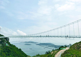 温岭山海之韵高空玻璃桥观景
