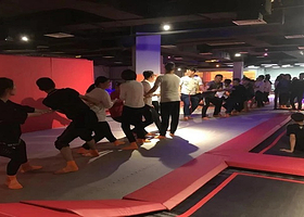 星期优蹦床（桐乡店）
