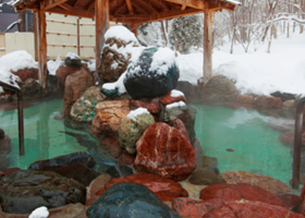 朝里克拉涩温泉饭店