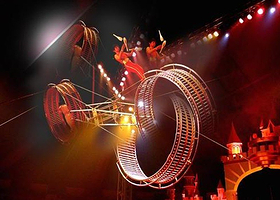 水滴欢彩皇家大马戏