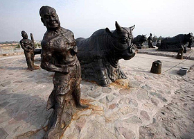 西安经文牛文化陶瓷博物馆