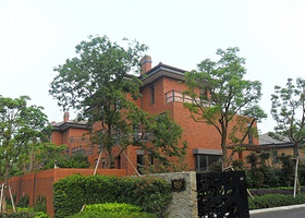 由由新村文化广场