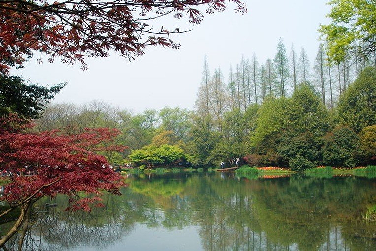 太子湖公园旅游指南太子湖公园位于山西省临汾市曲沃县 .