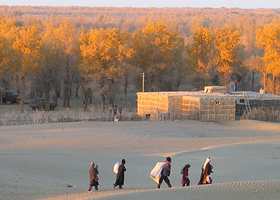 达里雅布依民俗村