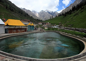 阿尔先沟温泉