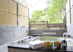 玉龙泉水疗中心