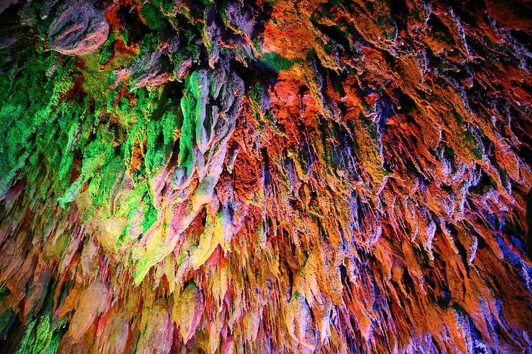 地下倒石林旅游