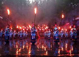 魅力凤凰篝火晚会