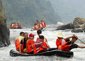 西峡龙河漂流