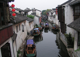 周庄万三水上财道游船