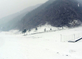 王屋山滑雪场
