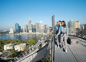 故事桥攀爬历险