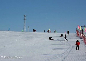 乌兰浩特健翔滑雪场
