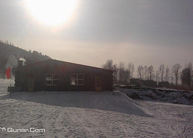 玉泉秋林山庄滑雪场