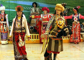 民族服饰旅游展演中心