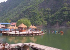 龙泉山游乐园