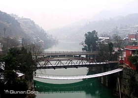 重安江铁索桥