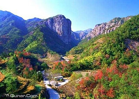 白石岩摩崖石刻