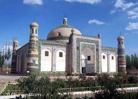 秃黑鲁克帖木尔汗麻扎