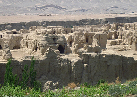 坡嘎拉地下长城