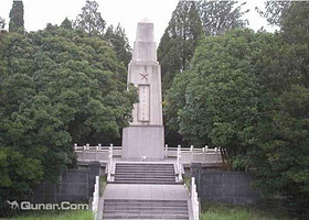 刘老庄八十二烈士陵园