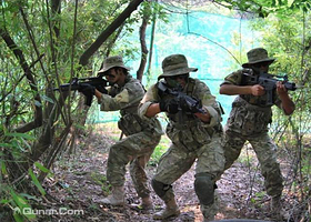 武义欢乐山寨真人CS