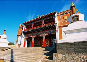 江格尔民俗风情园