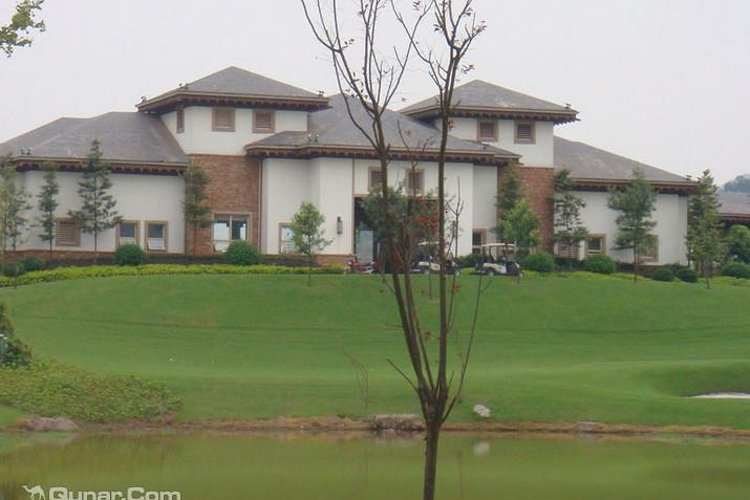 南山高尔夫球场旅游