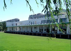 宣颐高尔夫练习场