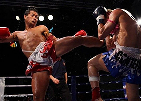 曼谷蓝吡尼泰拳馆