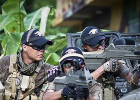 南京猎鹰真人CS（灵谷寺店）