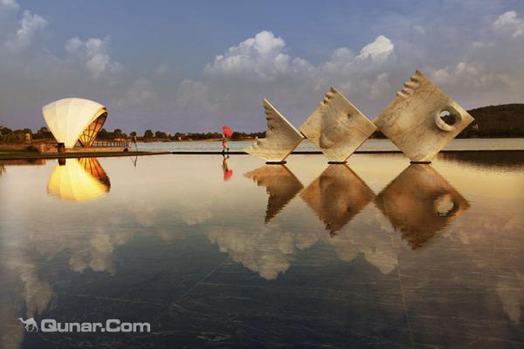 月湖雕塑公园旅游