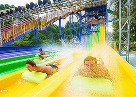 三都天泉水上乐园