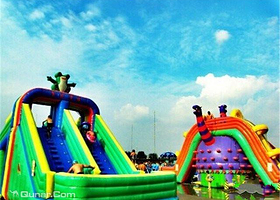 体育公园水上乐园