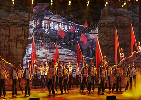 大型音乐舞蹈史诗《走近红旗渠》