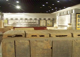 秦皇宫历史文化展览馆