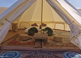 沙坡头沙漠露营地