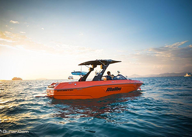 浪十三尾波冲浪郑州分浪